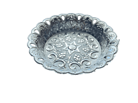 Silver plated plastic decorative plates small with flower design (Pack of 8pcs) Silver plated plastic decorative plates small with flower design (Pack of 8pcs)