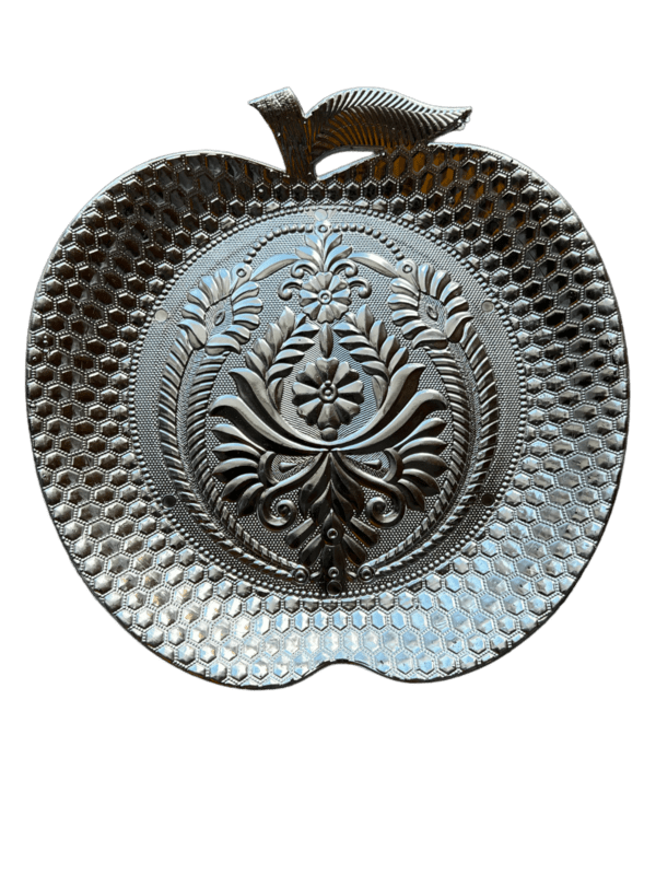 Silver plated plastic decorative plates with applefruit design(Pack of 5pcs) Silver plated plastic decorative plates with applefruit design(Pack of 5pcs)